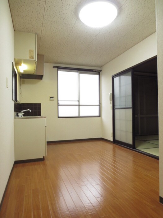 物件内観写真3　(内観写真)