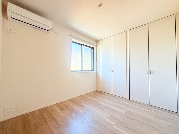 物件内観写真13　(居室)