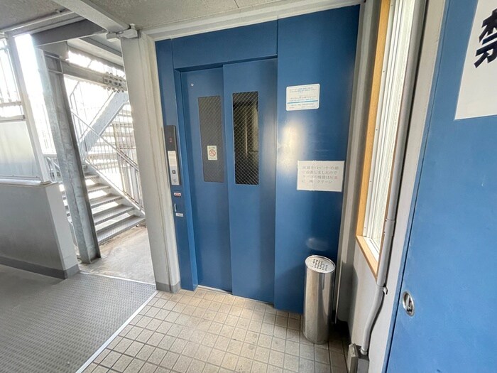 物件外観写真4　(建物設備)