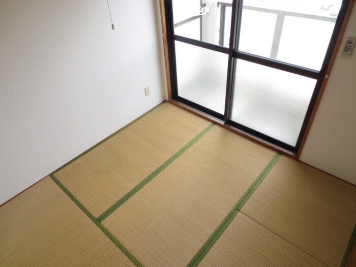 物件内観写真11　(居室)