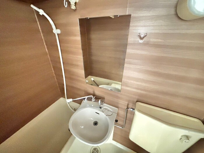 物件内観写真10　(洗面)