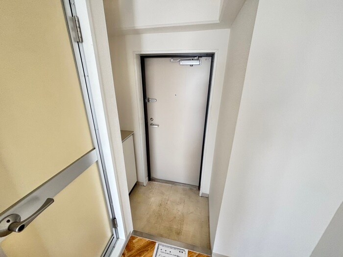 物件内観写真20　(玄関)