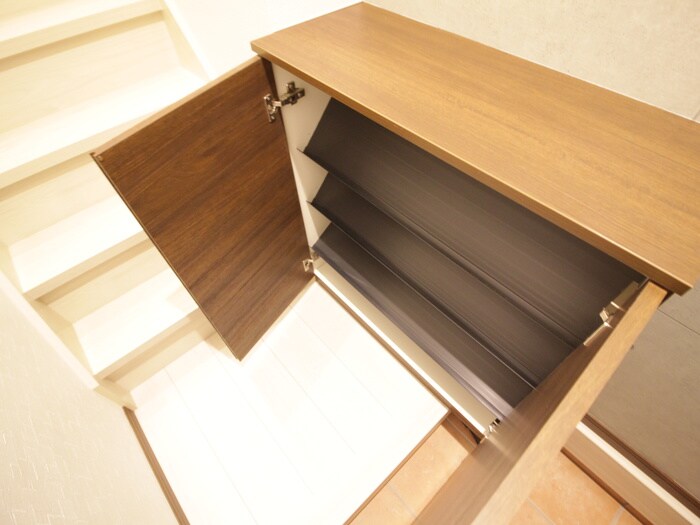 物件内観写真16　(靴箱)