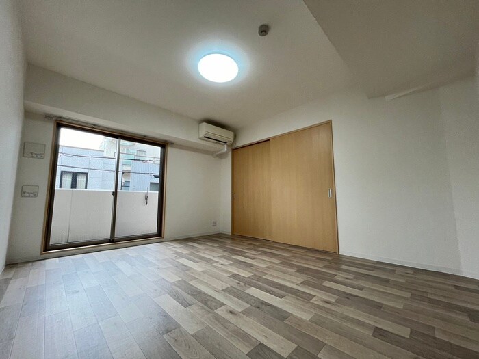 物件内観写真7　(居室)