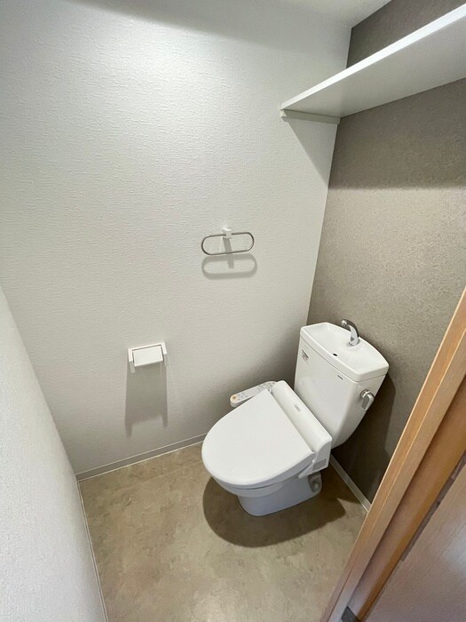物件内観写真11　(トイレ)