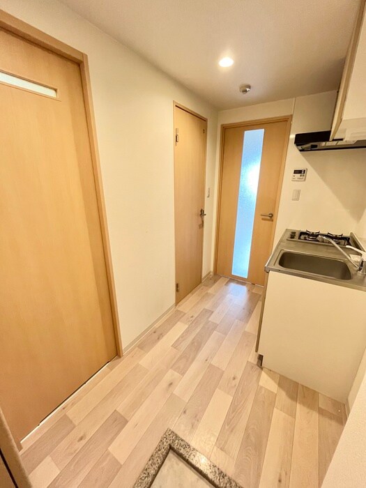 物件内観写真15　(廊下)