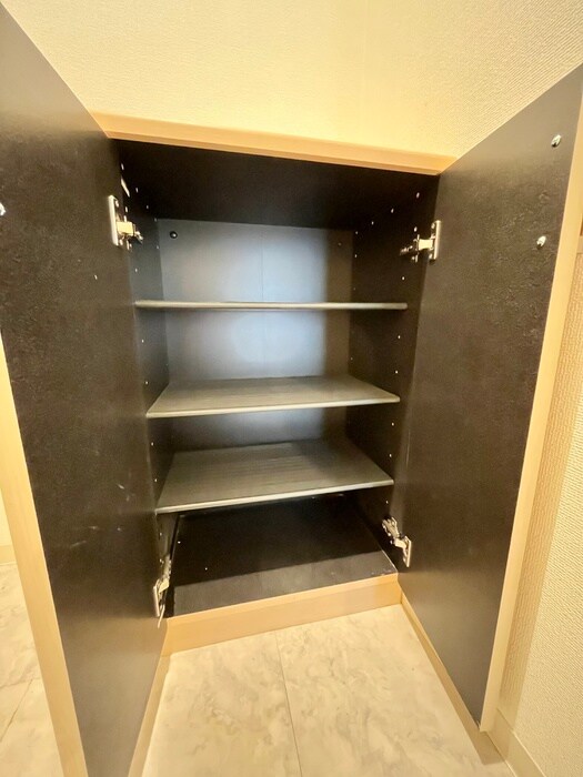 物件内観写真17　(靴箱)