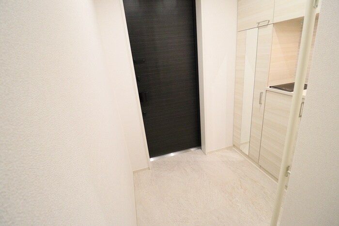 物件内観写真13　(玄関)
