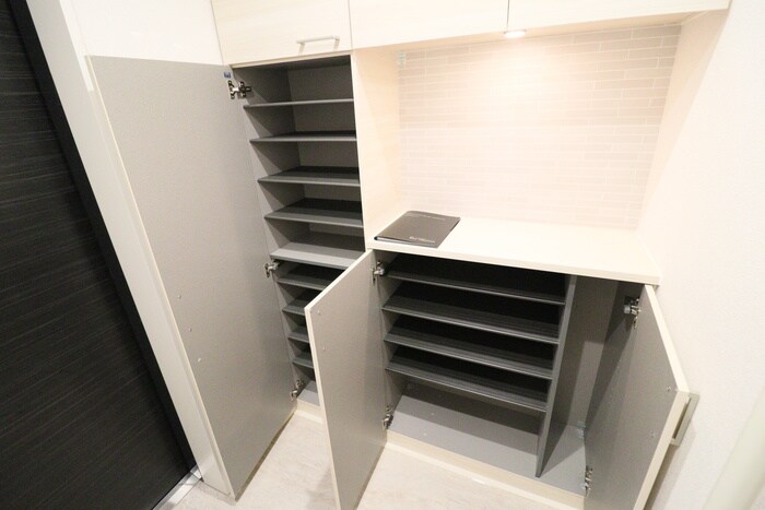 物件内観写真14　(靴箱)