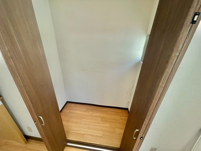 物件内観写真20　(収納)