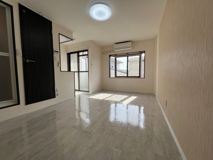 物件内観写真10　(居室)