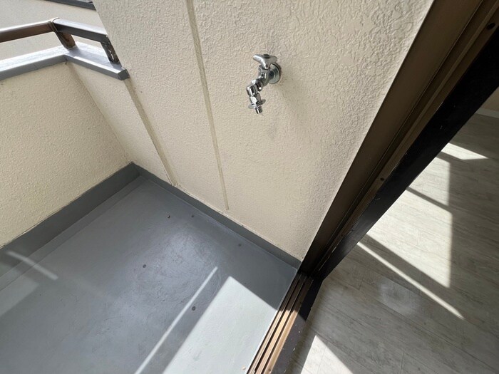 物件内観写真17　(洗濯機置場)