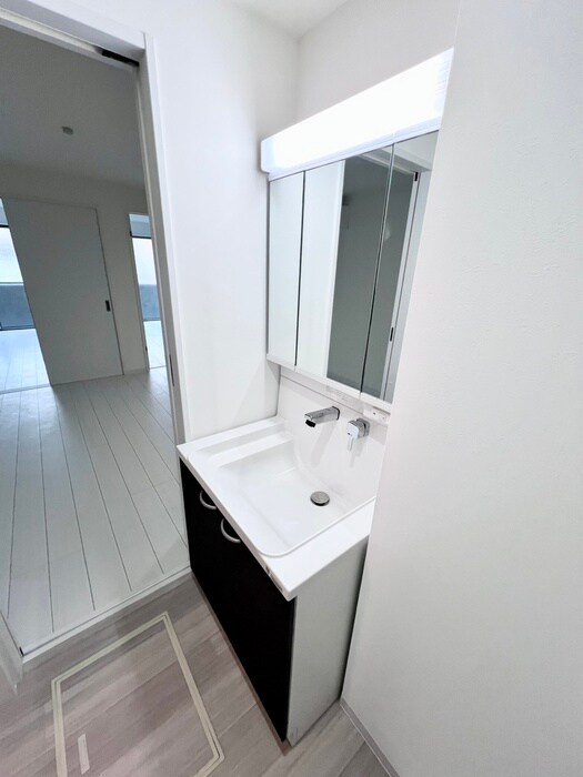 物件内観写真11　(洗面)