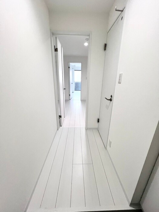 物件内観写真15　(廊下)