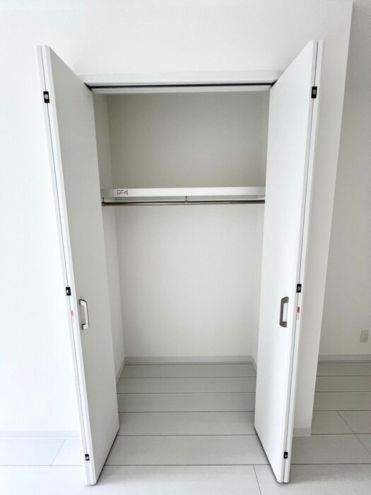 物件内観写真18　(収納)