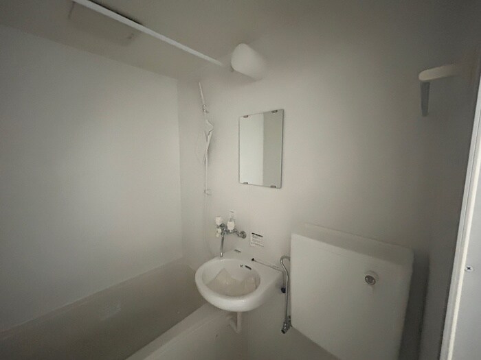 物件内観写真15　(洗面)