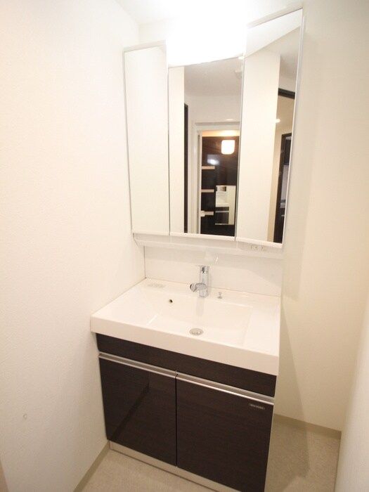 物件内観写真7　(洗面)