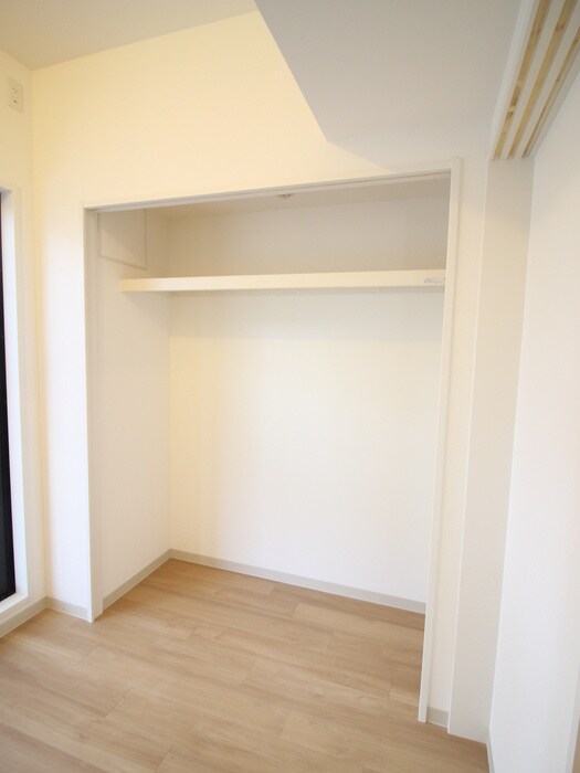 物件内観写真11　(収納)