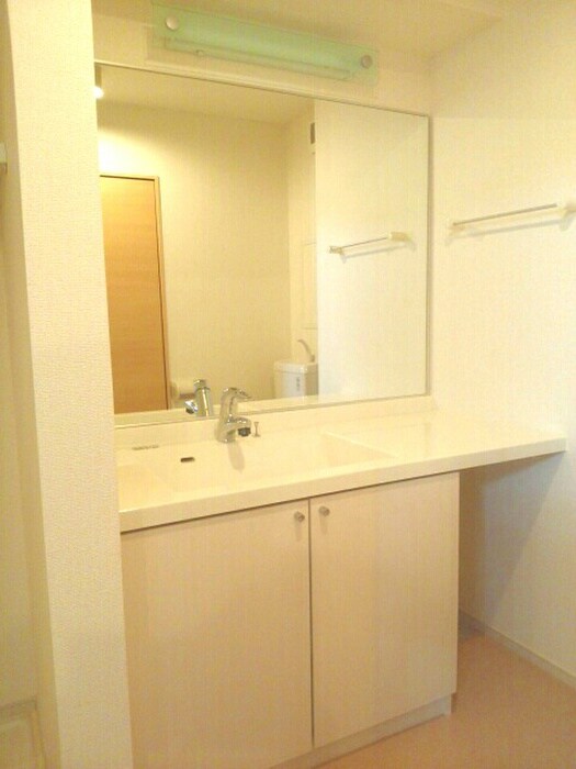 物件内観写真16　(洗面)