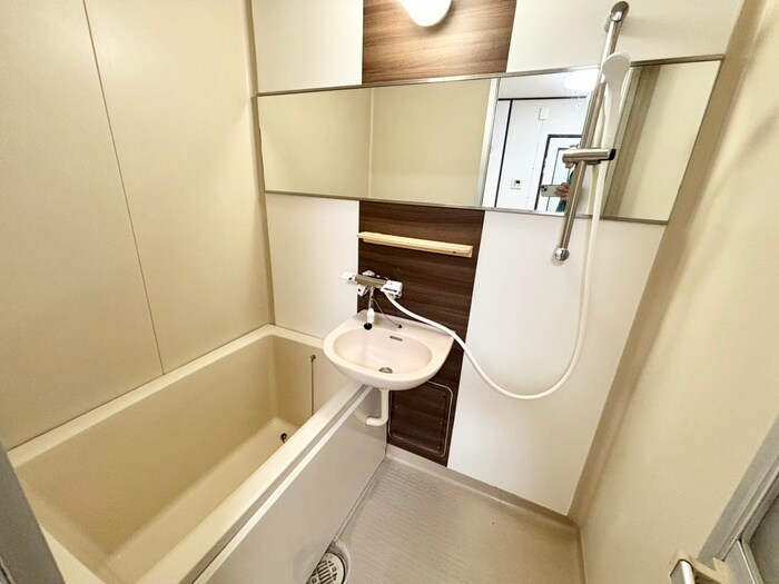 物件内観写真11　(バス／シャワールーム等)