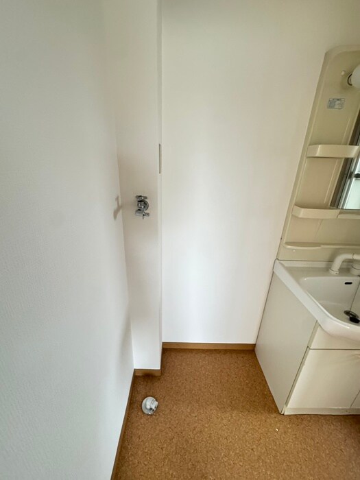 物件内観写真17　(洗濯機置場)