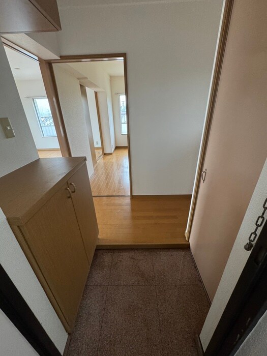 物件内観写真20　(玄関)