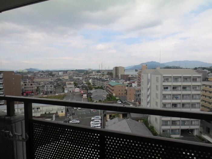 物件内観写真10　(室内からの展望)