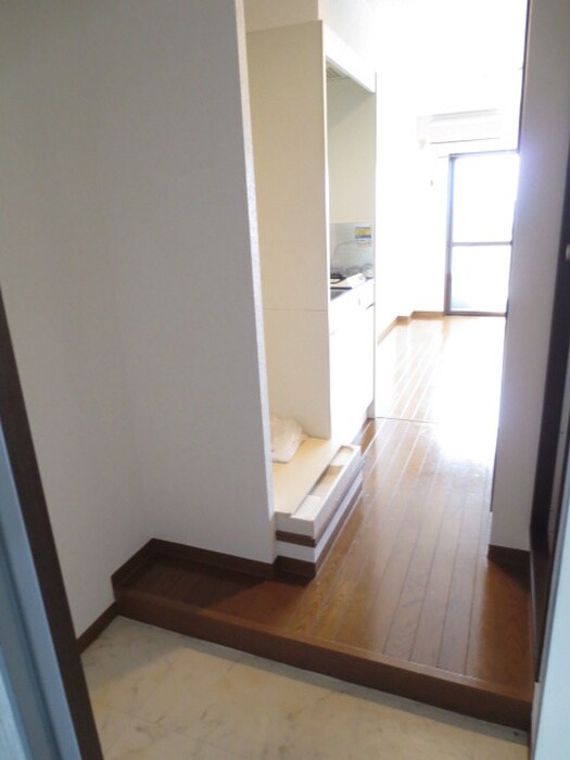 物件内観写真13　(廊下)