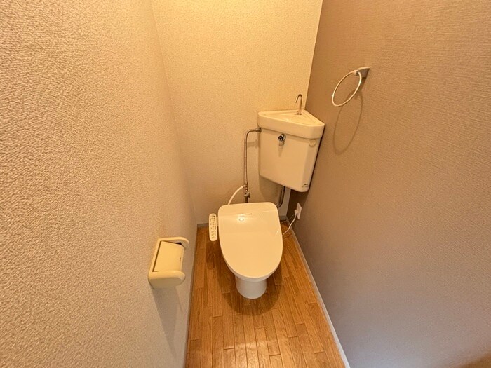 物件内観写真15　(トイレ)