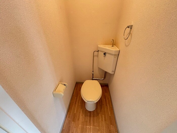 物件内観写真15　(トイレ)