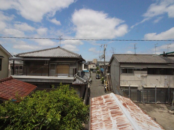 物件内観写真16　(室内からの展望)