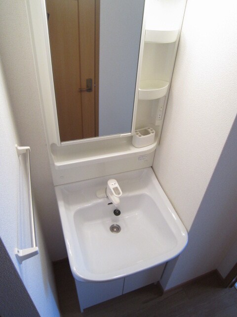 物件内観写真10　(洗面)