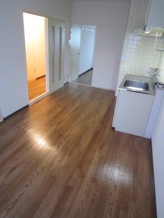 物件内観写真15　(居室)