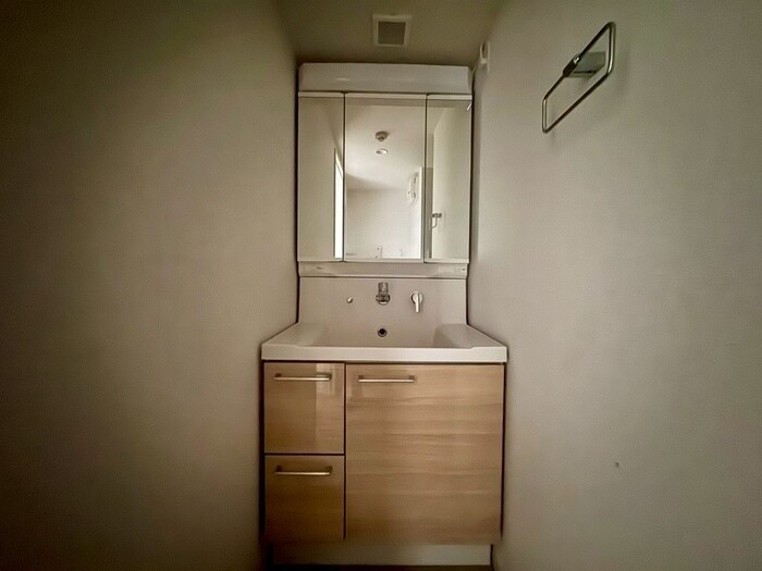 物件内観写真11　(洗面)