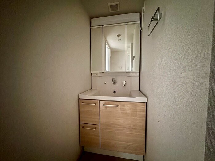 物件内観写真11　(洗面)