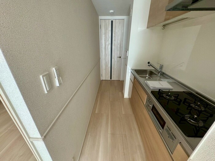 物件内観写真14　(廊下)