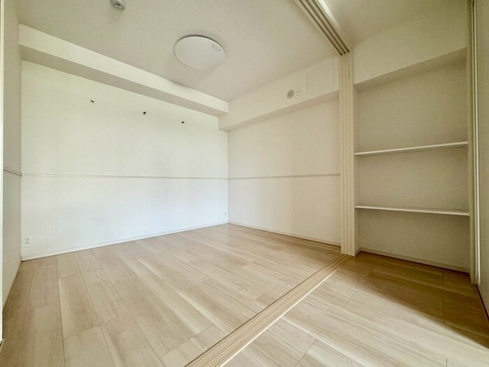 物件内観写真21　(居室)