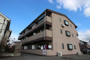 グリーンヒル八田外観写真