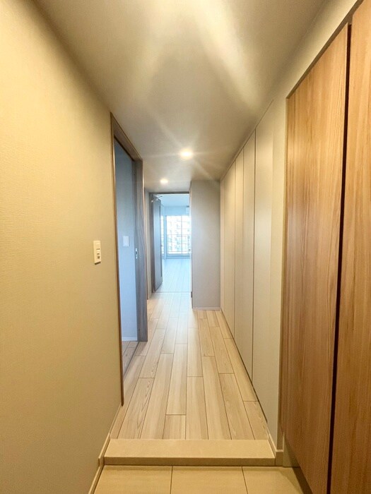 物件内観写真9　(廊下)