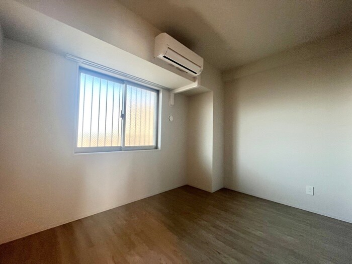 物件内観写真10　(居室)