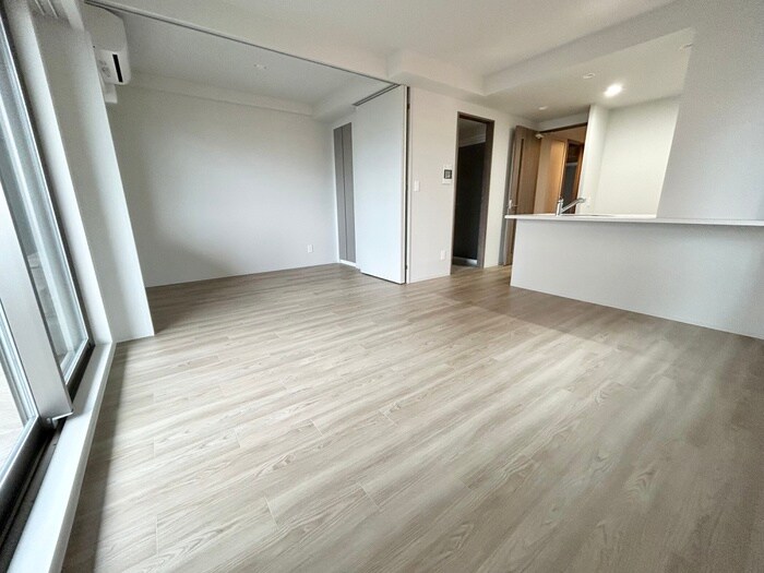 物件内観写真10　(居室)