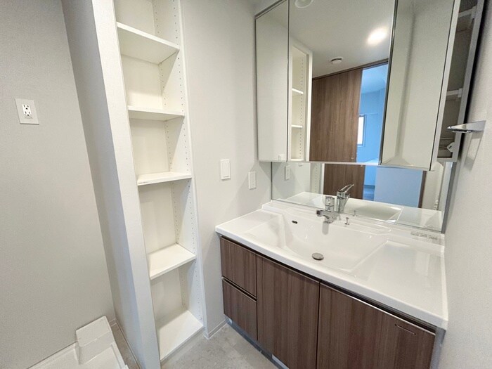 物件内観写真15　(洗面)