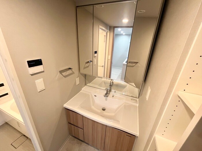 物件内観写真16　(洗面)