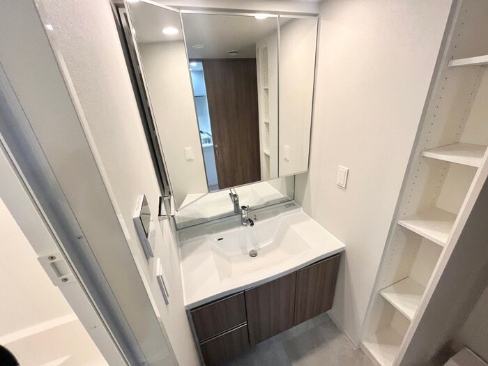 物件内観写真17　(洗面)