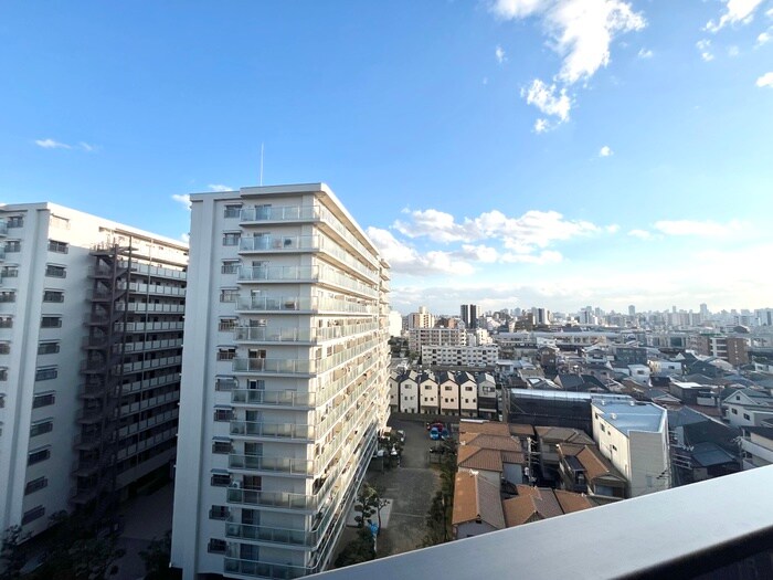 物件内観写真20　(室内からの展望)