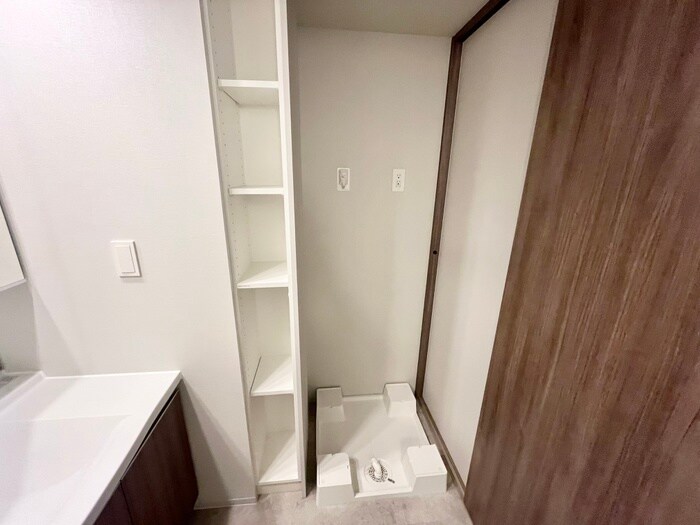 物件内観写真21　(洗濯機置場)