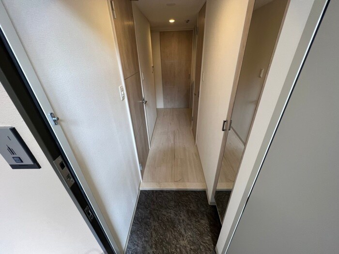 物件内観写真14　(玄関)