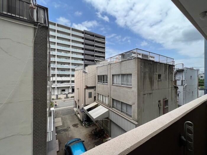 物件内観写真17　(室内からの展望)