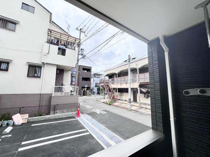 物件内観写真20　(室内からの展望)