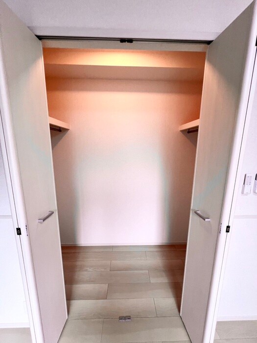 物件内観写真21　(収納)